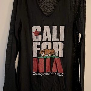 🌞California long sleeve burnout shirt